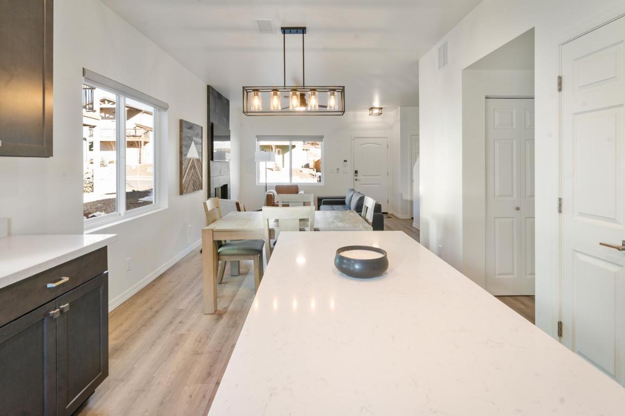 Flg Retreat - Modern Home With Mountain Views Φλάγκσταφ Εξωτερικό φωτογραφία